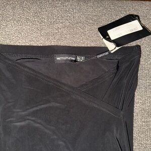 PrettyLittleThing Crossover V Waist Elegant Slinky Black Skirt